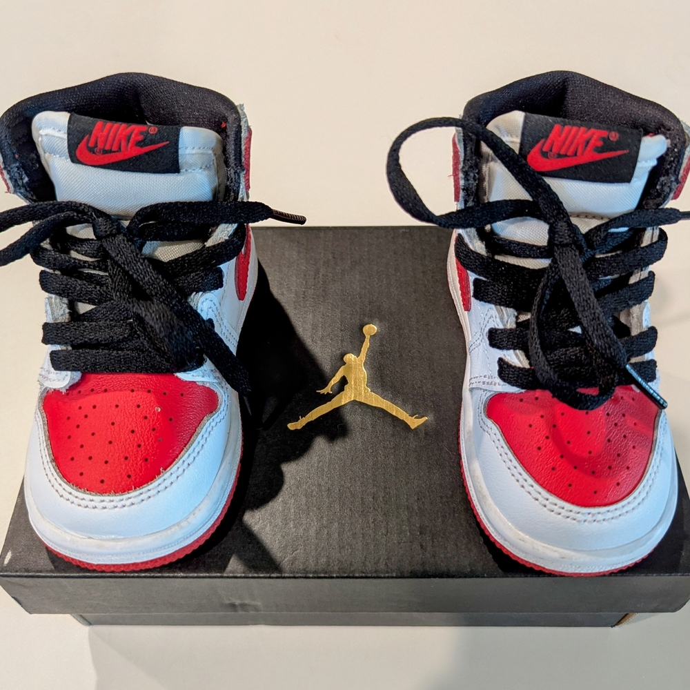 Nike Red and White Sneakers for Everyday Comfort